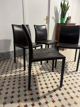 4 Sillas de Piel Marrón