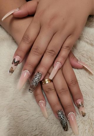 Uñas acrílicas a domicilio