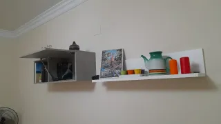 Mesa TV con repisas,  todo completo