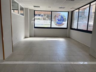 Local comercial en venta en Calvario - Santa Rita en Vigo