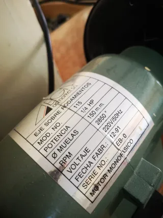 Amoladora de banco 1/4 HP 150mm