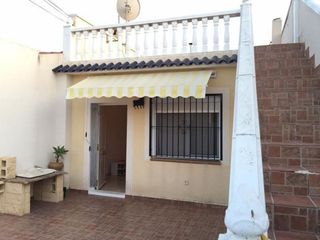 Chalet en venta en La Siesta - El Salado - Torreta en Torrevieja