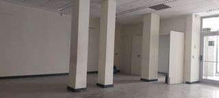 Local comercial en alquiler en Los Jardines de Marbella - La Ermita en Marbella