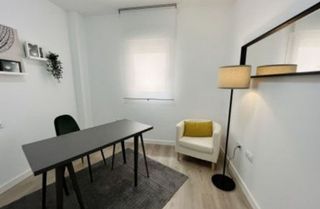 Piso en alquiler en Nueva Andalucía centro en Marbella