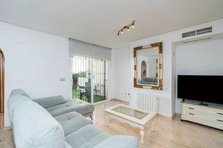 Casa adosada en venta en Elviria en Marbella