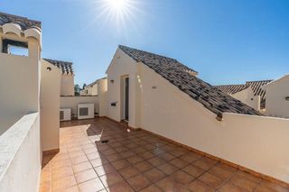 Casa adosada en venta en Elviria en Marbella