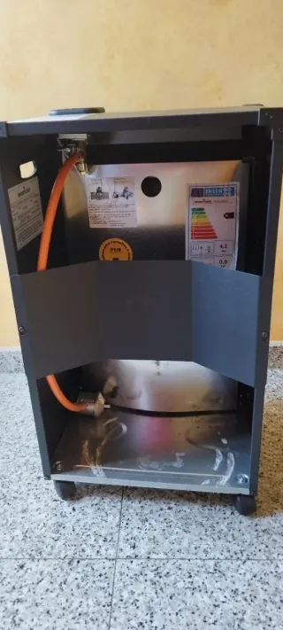 Estufa Gas Llama Azul + cabezal y goma de butano.