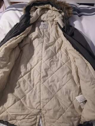 Chaqueta parka mujer verde y beige