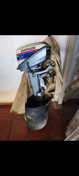 Motor fueraborda Evinrude Super 10 CV