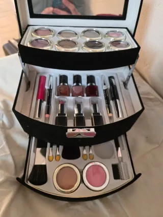 Bauletto porta trucchi nero