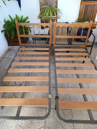 Somier y cabecero 80x180.