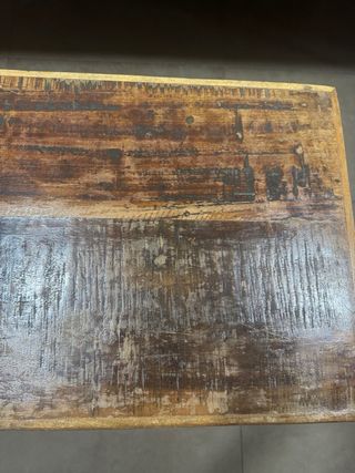 Banco corrido de madeira rústica