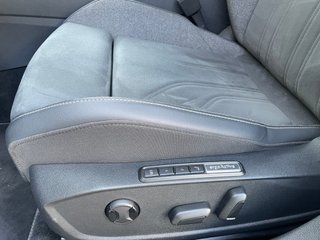 Volkswagen Golf Style 1.5 PHEV 265cv Automático
