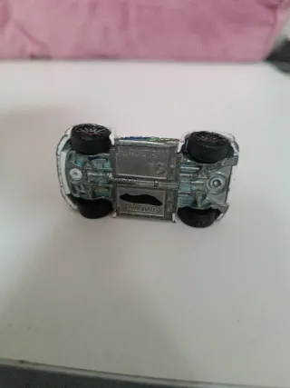 Coche Hot Wheels Mid Drift