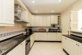 Piso en venta en Elviria en Marbella