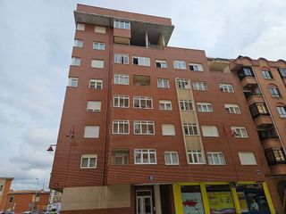 Dúplex en venta en La Chantría - La Lastra en León