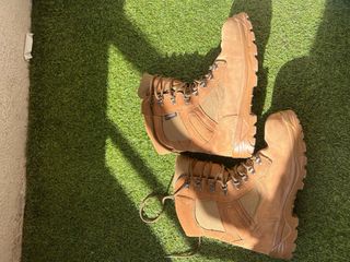 Botas goretex militares marrones