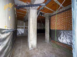 Local comercial en venta en Pintores-Ferial en Parla