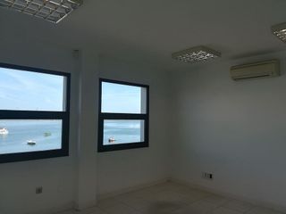 Nave industrial en venta en Maliaño en Camargo