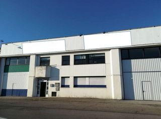 Nave industrial en venta en Maliaño en Camargo