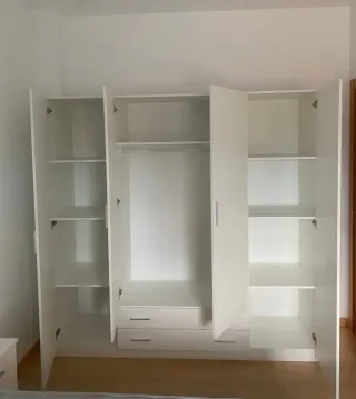 Camas completas armarios sofás todo nuevo