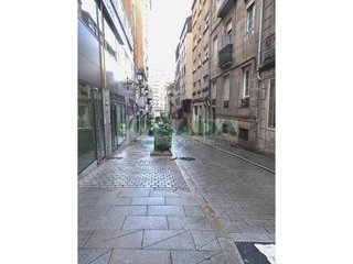 Local comercial en venta en Areal – Zona Centro en Vigo