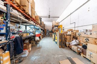 Local comercial en venta en Zona Concordia en Burjassot