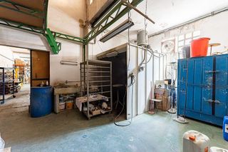 Local comercial en venta en Zona Concordia en Burjassot