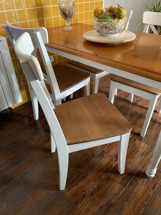 Mesa madera pino y 4 sillas