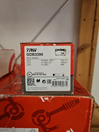 Juego Frenos Traseros Lexus GS450H TRW