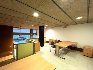 Local comercial en alquiler en Eixample Nord – La Devesa en Girona