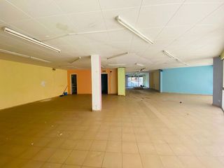 Local comercial en venta en L'Eixample en Figueres