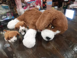 Peluche perrita con 2 bebés