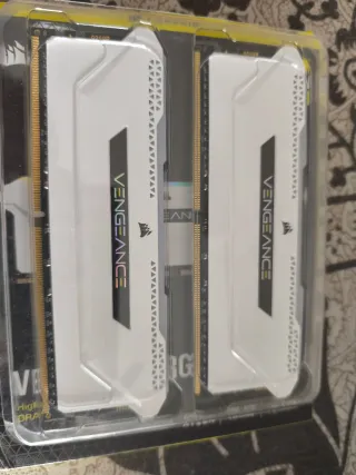 Corsair Vengeance RGB Pro SL DDR4 32GB BLANCAS