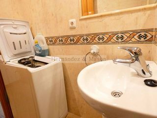 Piso en venta en La Carihuela en Torremolinos