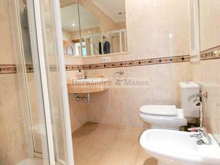 Piso en venta en La Carihuela en Torremolinos