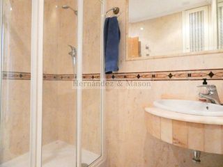 Piso en venta en La Carihuela en Torremolinos