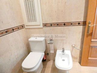 Piso en venta en La Carihuela en Torremolinos