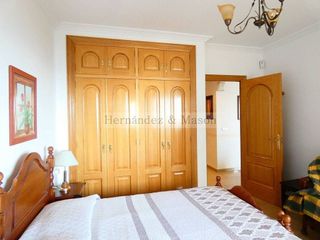 Piso en venta en La Carihuela en Torremolinos