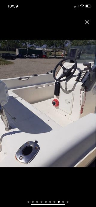 Barca Quasar 4.50 con motor Yamaha