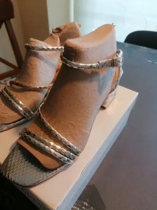 Sandalias Guess T 38 Piel Nuevas