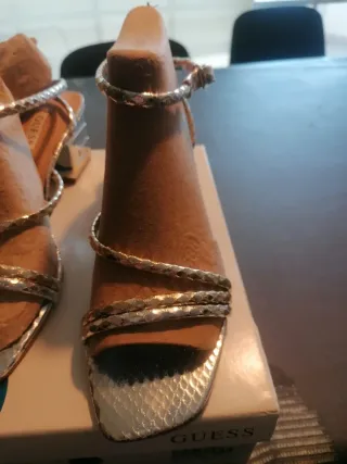 Sandalias Guess T 38 Piel Nuevas