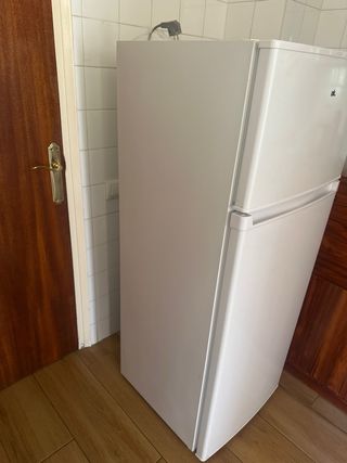 Nevera OK. 1 año de garantía 647398282