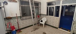 Local comercial en venta en Zona de Cueva de Menga en Antequera