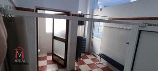 Local comercial en venta en Zona de Cueva de Menga en Antequera