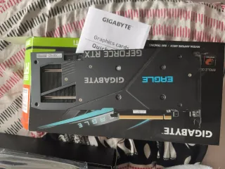 Gigabyte RTX 3060 Ti EAGLE OC 3 VENTILADORES