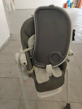 Trona Tuc Tuc bebé gris plegable