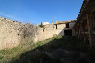 Terreno en venta en Núcleo Urbano en Pobla de Vallbona (la)