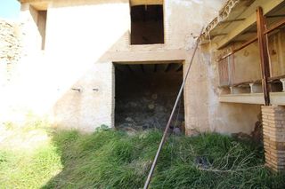 Terreno en venta en Núcleo Urbano en Pobla de Vallbona (la)