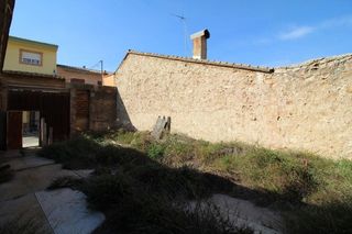 Terreno en venta en Núcleo Urbano en Pobla de Vallbona (la)